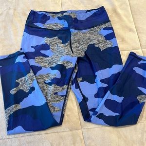 Aerie camo leggings